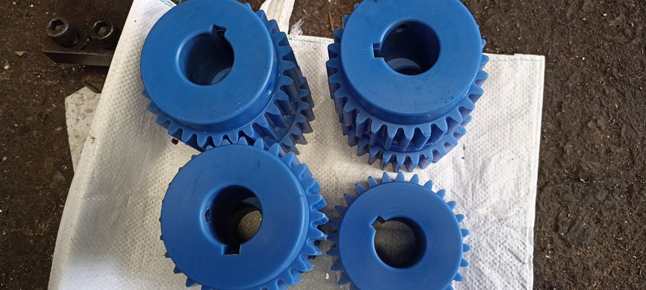 Bánh răng nhựa 2 37f0f6321620d27e8b31