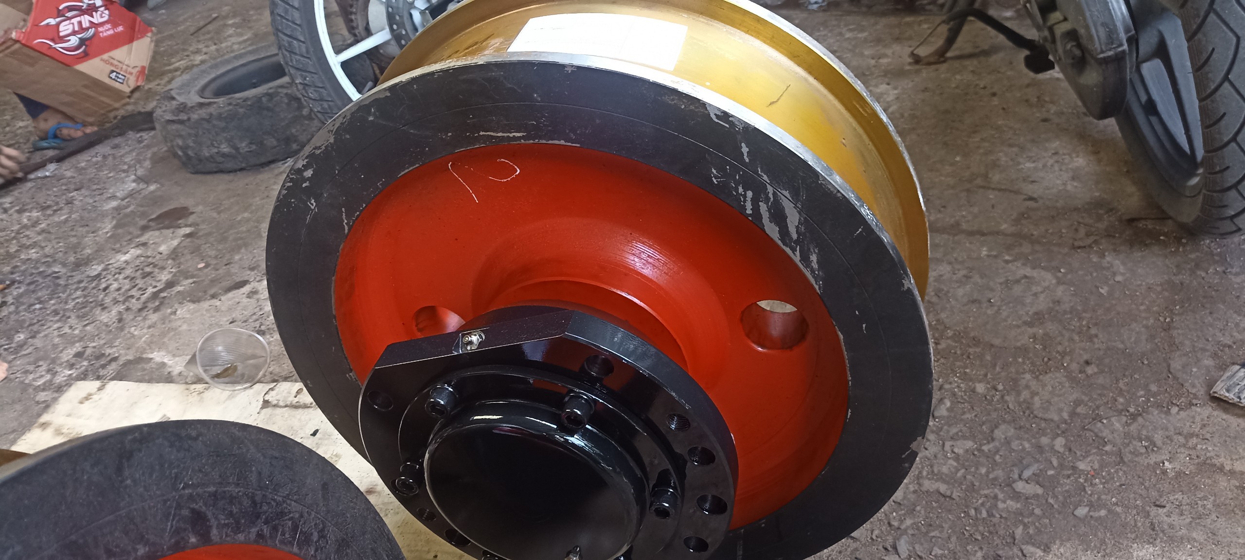 Bánh xe cầu trục – Gia công và phục hồi bánh xe công nghiệp 7 giacongcokhinhatphat200723217